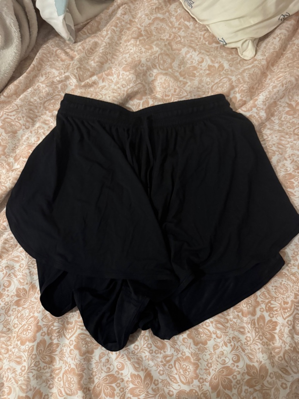 Lululemon flowy shorts